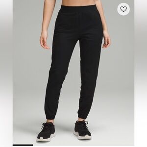 Adapted state black full length jogger size 8 lululemon